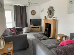 Park View holiday chalet, close to the dog friendly beach